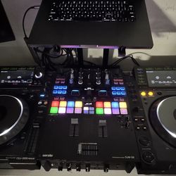 Dj controller - CDJ 2000 Nexus And DJM S9 Pioneer