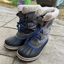 Snow Boots