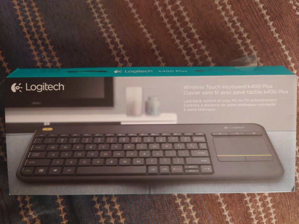 Logitech K400 Plus Wireless Keyboard Built-in Touchpad
