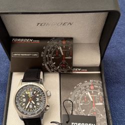 Torgoen T6 Pilot Watch