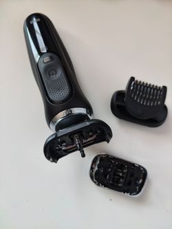 Braun Series 7 Electric Shaver with charger