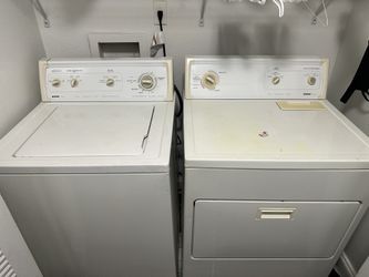 Very Nice Washer Dryer Set