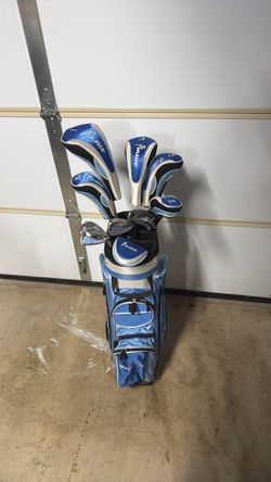 WOMEN'S SQUARE TWO FINESSE FULL SET GOLF CLUB