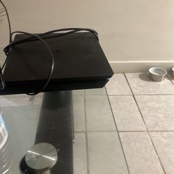 PS4 Slim 