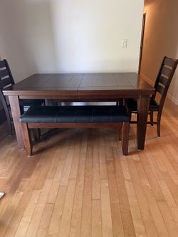Beautiful Lake Tahoe Dining Set Solid Wood