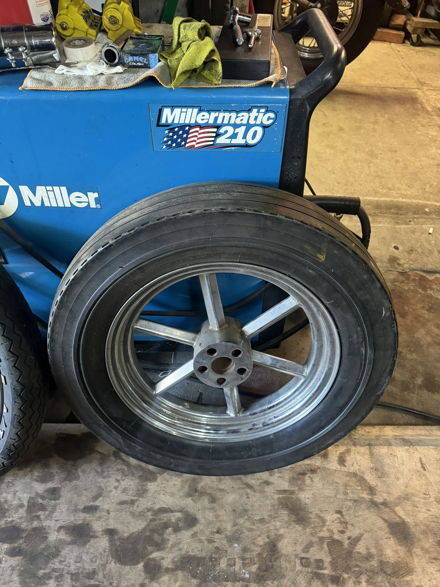 Invader Mag Wheel 6 Spoke; Harley; Harley-Davidson; Shovelhead; Panhead; knucklehead; Flathead