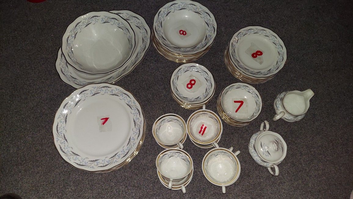 53 Piece China Set
