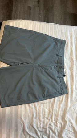 Calvin Klein Men’s shorts W34