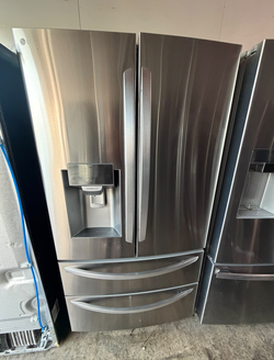 LG 4‑Door French Door Fridge – Stainless, Ice/Water Dispenser