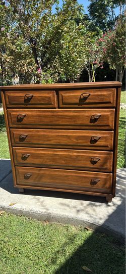Vintage Mid-Century Wood 6-Drawer Dresser Chest