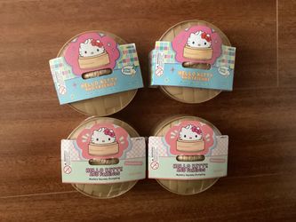 Hello Kitty and Friends Mystery Squishy Dumpling Glowing / Glitter Edition