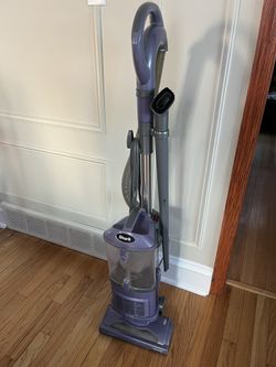 Shark Navigator Vacuum Cleaner 