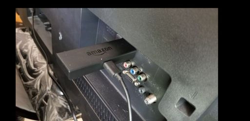 Samsung 40" 1080p + Fire TV Stick + TV Stand