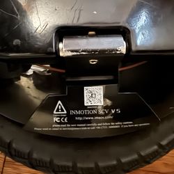 In motion v5 Electric Unicycle - Works, Charges, Good Battery,  $299 OBO