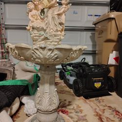 Beautiful Vintage Indoor/Outdoor Water Fountain In Spring Hill