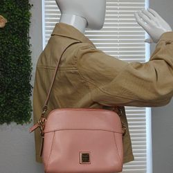 Beautiful Convertible Leather Dooney & Bourne Bag, Can Be Use As Shoulder Or Crossbody Bag 