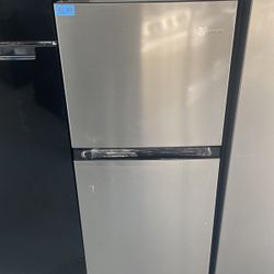Mini Fridge 4.5 Cu Ft In Stainless Steel 