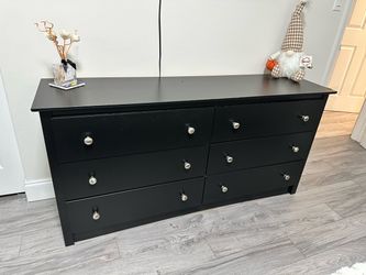 Dresser - black