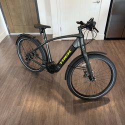 Allant+ 8S Trek Bike