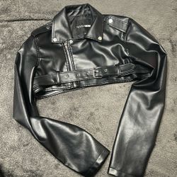 Black cropped leather jacket 