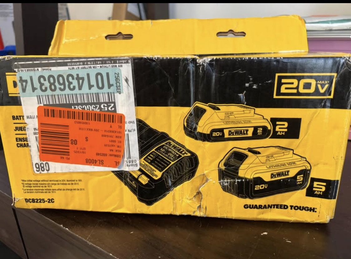 DEWALT 20V MAX Lithium-Ion Battery Kit with 5.0Ah and 2.0Ah Battery and Charger