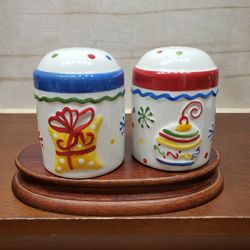 Salt Pepper Shakers | Celebration | Ceramic 