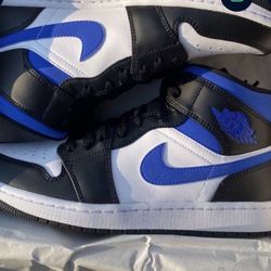 Kids Jordan Size 7