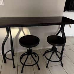 Bar Table With 2 Stools