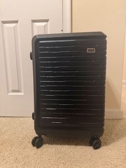 Carry on suitcase