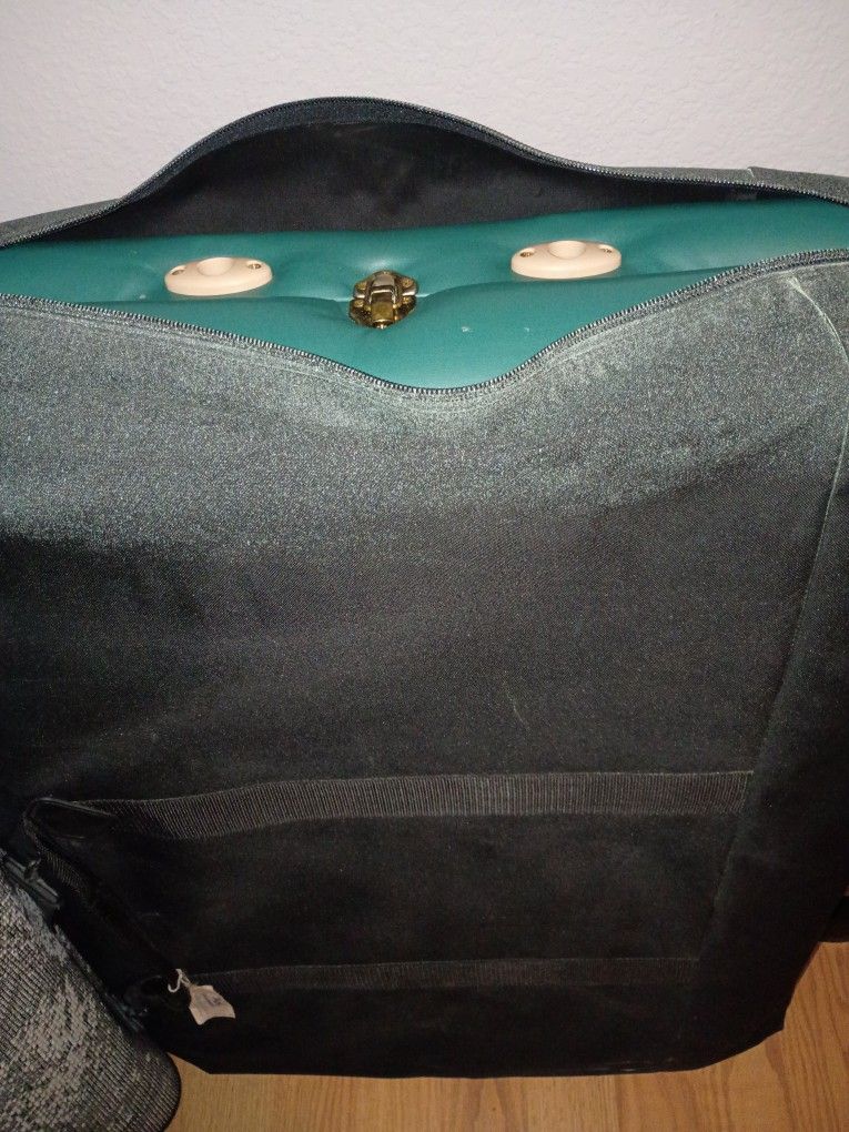 Massage Table Never Use Case Can Be Washed And Cleaned Up