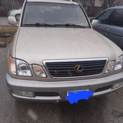 2000 Lexus LX 470