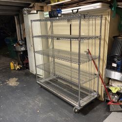 Steel Shelves/ Estantes De Metal