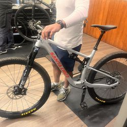 Santa Cruz Mountain Bike TR GX ($6,600 New)