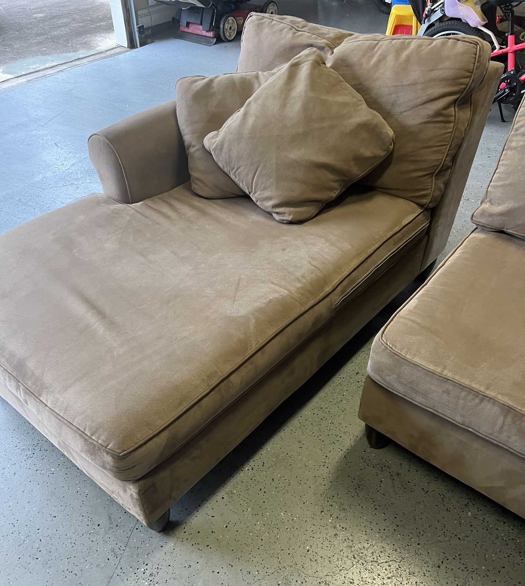 Havertys Sectional for Sale in San Antonio, TX OfferUp