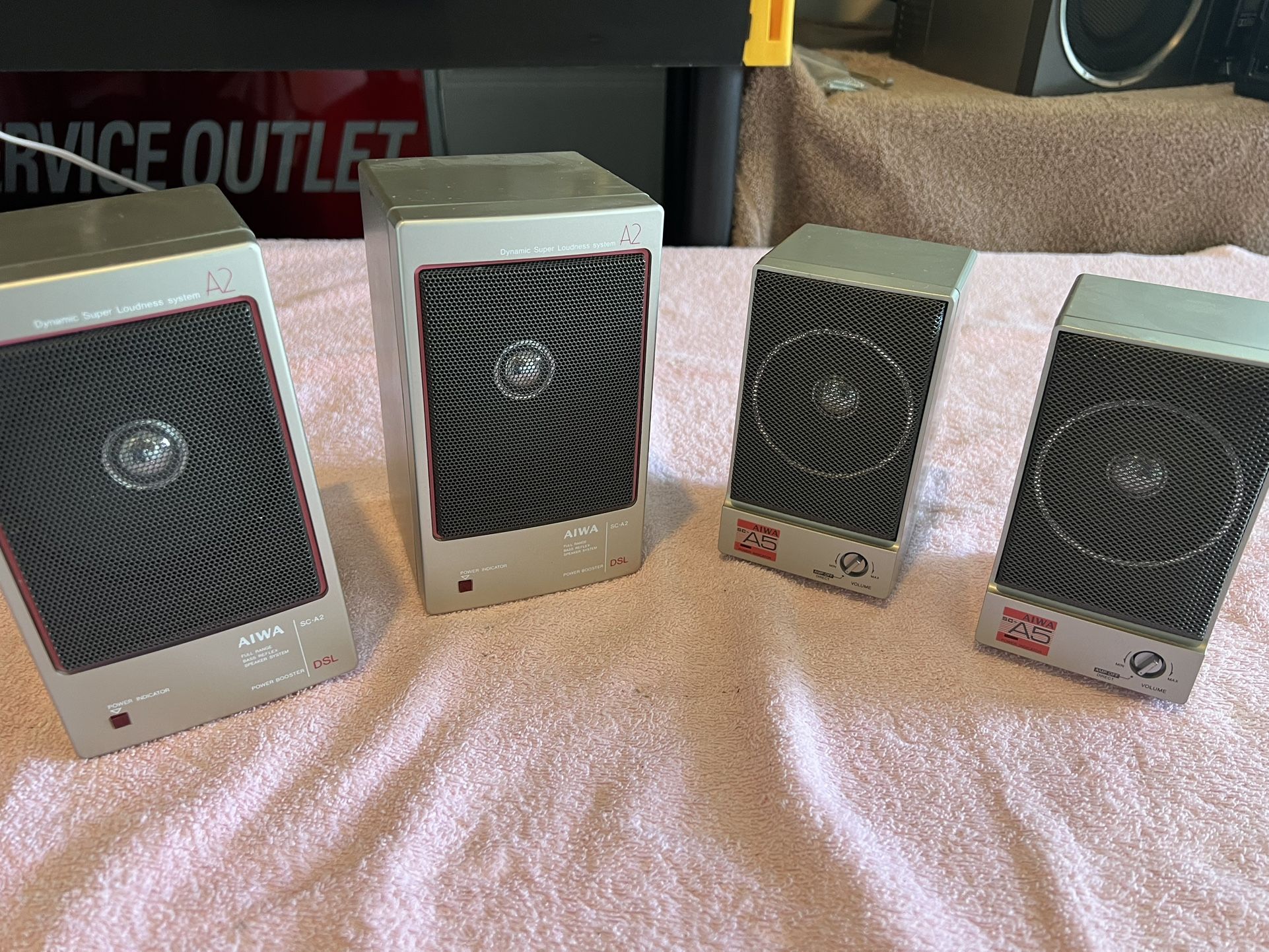 Aiwa Powered Speakers SC-A2 And SC-A5