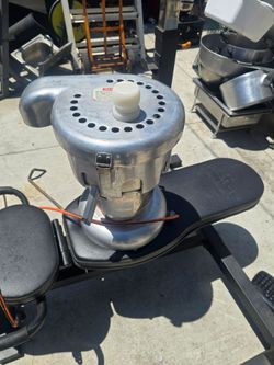 Comercial juicer