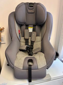 Nuna Rava Car Seat