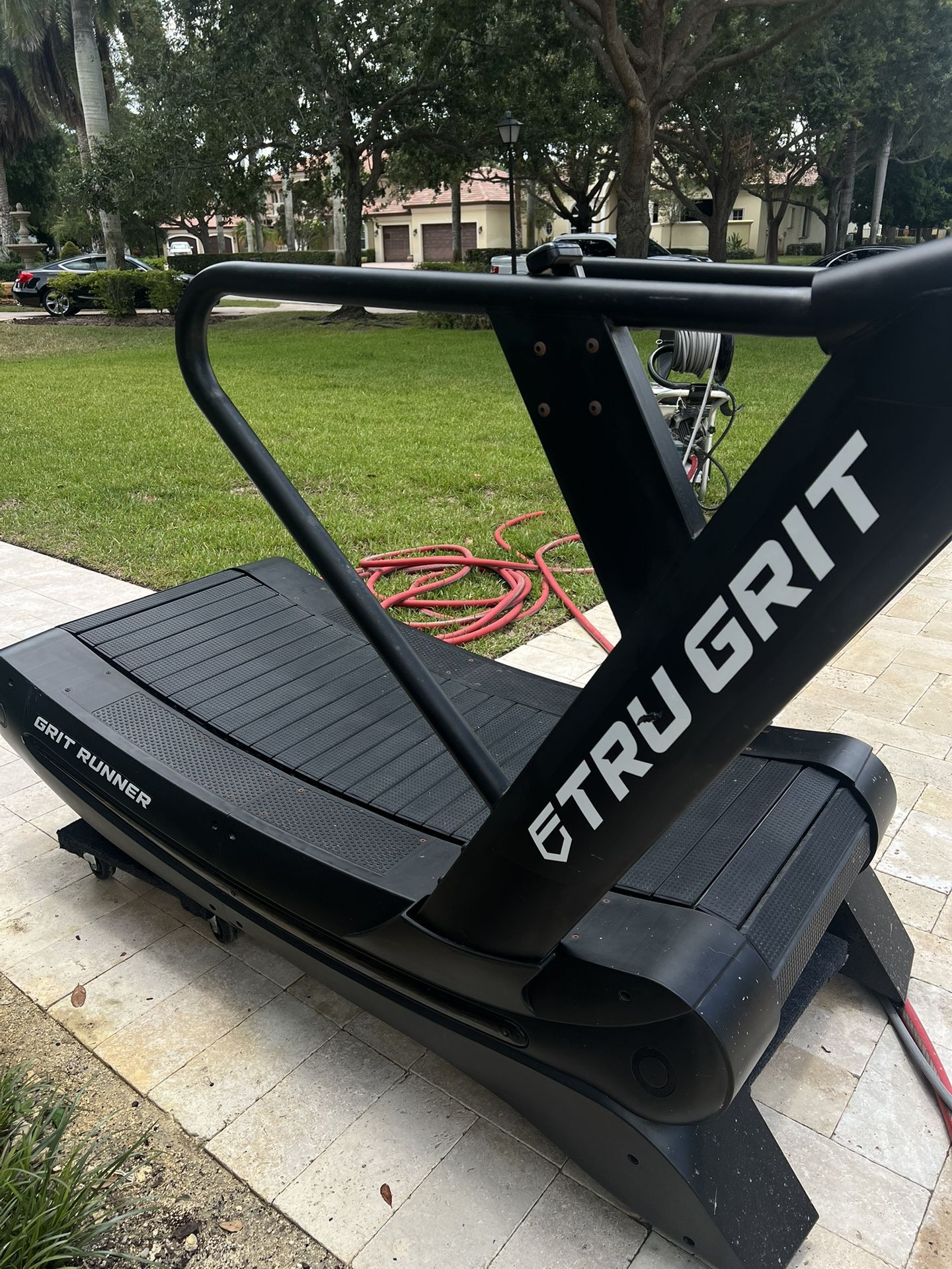TRU GRIT CURVED TREADMILL
