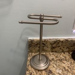 counter top towel holder