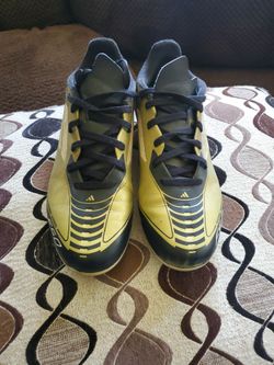 Messi F50 futbol shoes