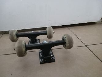 Ace Skateboard Truck Size 8.0 With Wheels