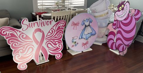 Standing decor For Sale