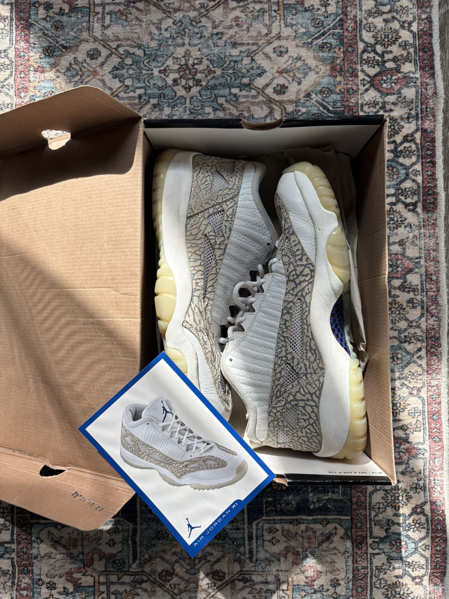 Air Jordan 11 Retro Low 2003