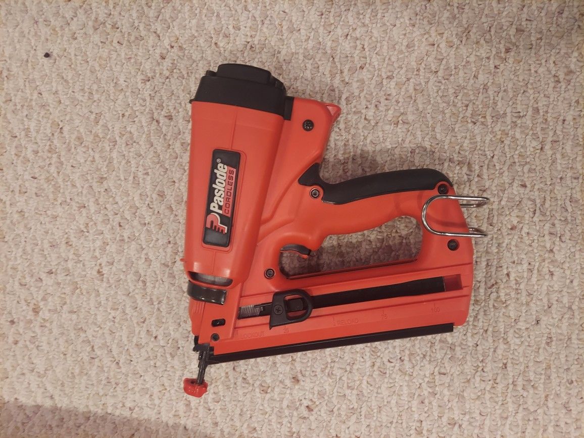 Paslode 16" angled finish nailer