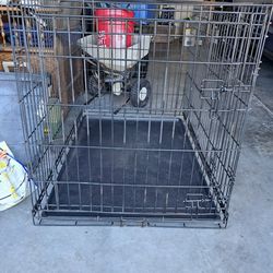 Extra Large Collapsible Dog Kennel / Crate