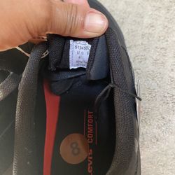 New Levi’s Black Shoes Size 8