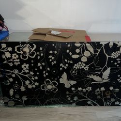 FREE NEEDS TO GO ASAP! IKEA Glass Dining Table Top