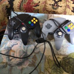 Two Nintendo 64 Controller good condition 