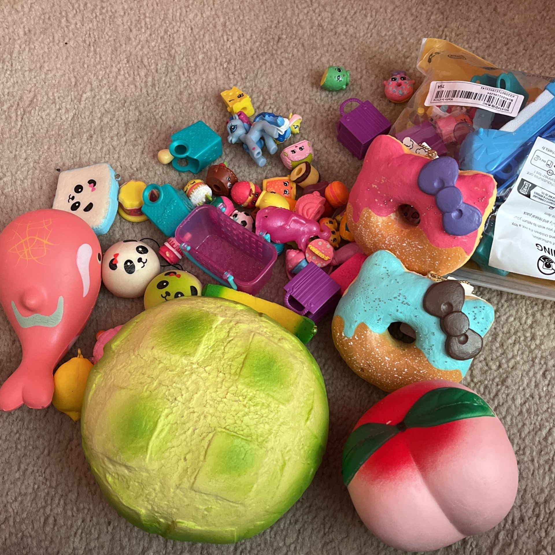 Shopkins And Squishys