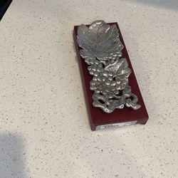 Arthur Court Grage Spoon Rest